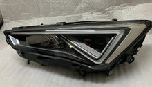 Load image into Gallery viewer, Frontscheinwerfer Seat Tarraco 5FJ941007F LED Links Scheinwerfer Headlight