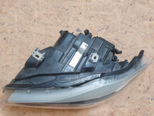 Laden Sie das Bild in den Galerie-Viewer, Frontscheinwerfer BMW E91 E90 7202583 7240247 Links Scheinwerfer Headlight SCH3470189078cf
