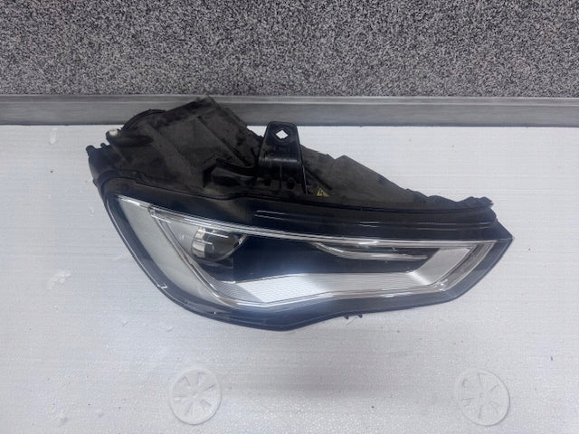 Frontscheinwerfer Audi A3 8V0941006 Xenon Rechts Scheinwerfer Headlight SCH9869886681jz