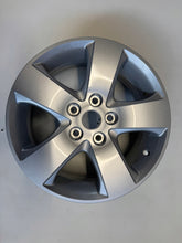 Laden Sie das Bild in den Galerie-Viewer, 1x Alufelge 16 Zoll 6.5" 5x114.3 45ET Suzuki Rim Wheel FEL5129497559di