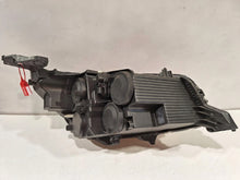 Laden Sie das Bild in den Galerie-Viewer, Frontscheinwerfer Peugeot 2008 208 II 9823194080 Links Scheinwerfer Headlight
