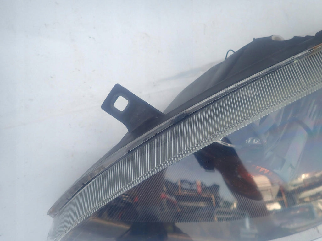 Frontscheinwerfer Mitsubishi Colt VI Links Scheinwerfer Headlight