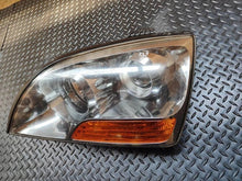 Laden Sie das Bild in den Galerie-Viewer, Frontscheinwerfer Kia Sorento I 921013E5XX Links Scheinwerfer Headlight SCH6226878153hl