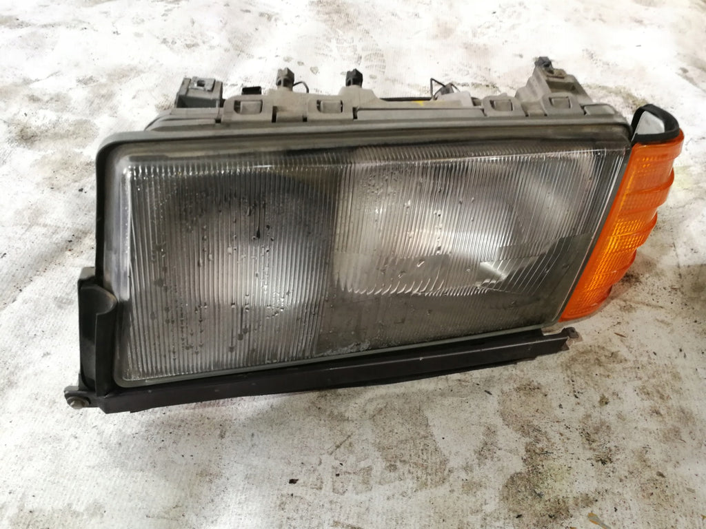 Frontscheinwerfer Mercedes-Benz W201 Links Scheinwerfer Headlight SCH8505767537je