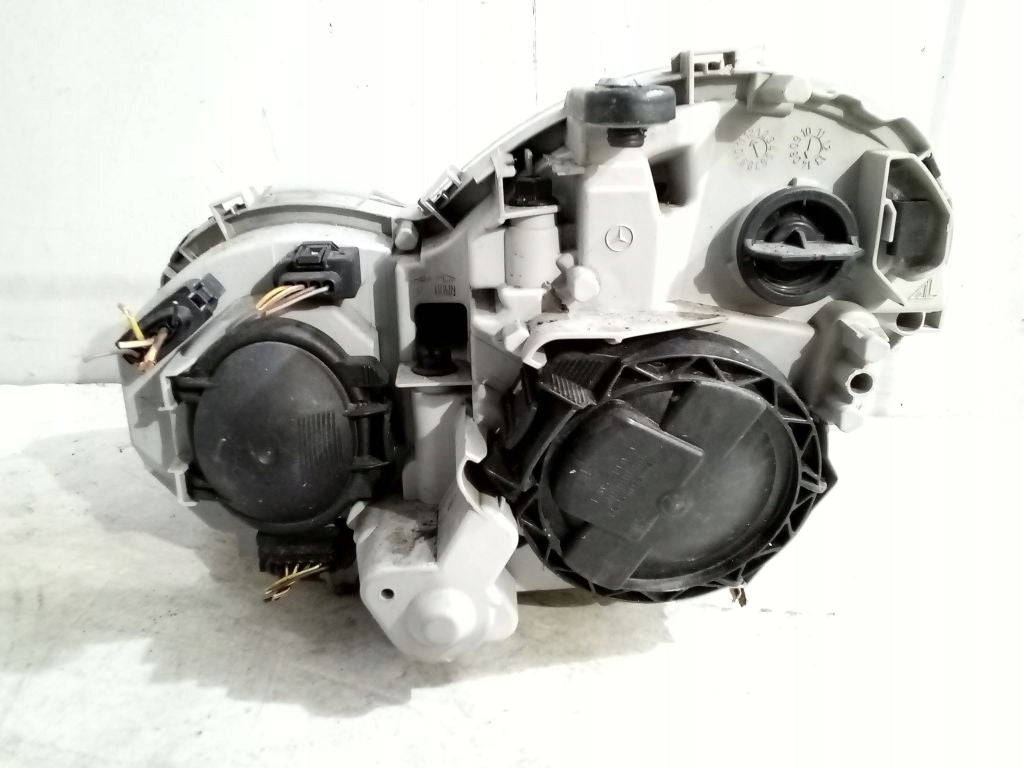 Frontscheinwerfer Mercedes-Benz W203 A2038204059 Rechts Scheinwerfer Headlight SCH9869178065kd