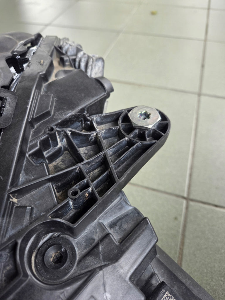 Frontscheinwerfer Mercedes-Benz W205 2059068605 2059068505 Rechts oder Links SCH2870035680nx