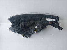 Laden Sie das Bild in den Galerie-Viewer, Frontscheinwerfer Skoda Kamiq 658941015B Full LED Links Scheinwerfer Headlight SCH2884745832cg