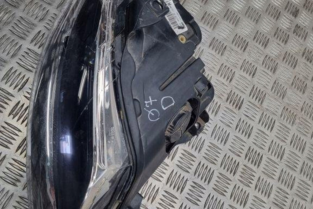 Frontscheinwerfer Audi Q7 89312909 Rechts Scheinwerfer Headlight SCH3207557276fk