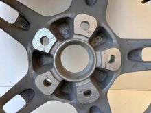 Laden Sie das Bild in den Galerie-Viewer, 1x Alufelge 18 Zoll 98736213800 Porsche Cayman Rim Wheel FEL1611965257dv