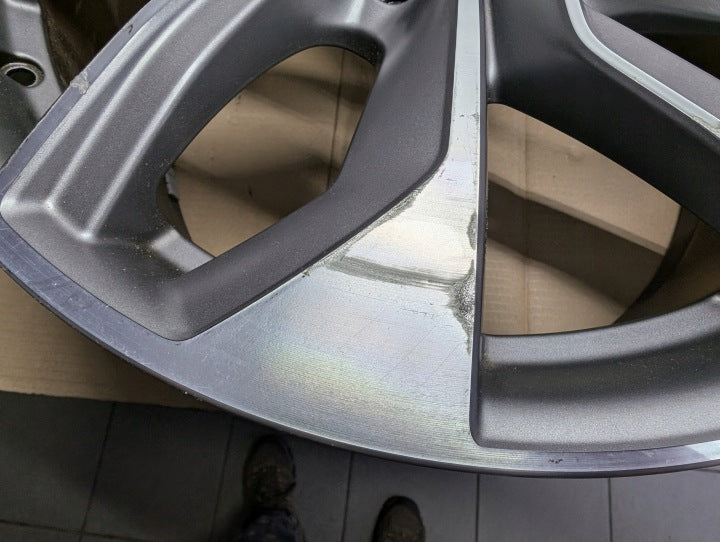 1x Alufelge 20 Zoll 9.0" 5x112 38ET Glanz Graphit 4KE601025E Audi E-Tron Mg FEL9194241825ti