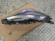 Load image into Gallery viewer, Frontscheinwerfer Toyota Yaris LED Rechts Scheinwerfer Headlight