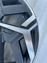 Load image into Gallery viewer, 1x Alufelge 18 Zoll 7.0" 5x114.3 50ET 52910DF600 Hyundai Kona Rim Wheel FEL8806868005du