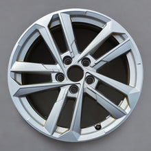 Load image into Gallery viewer, 1x Alufelge 17 Zoll 6.5&quot; 5x112 43ET Glanz Silber 8Y0601025L Audi A3 Rim Wheel