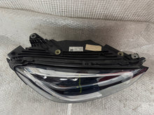 Laden Sie das Bild in den Galerie-Viewer, Frontscheinwerfer Mercedes-Benz Glc A2539067001 Rechts Scheinwerfer Headlight SCH9069966950tj