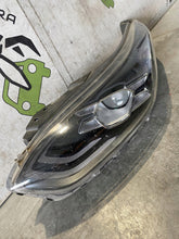 Laden Sie das Bild in den Galerie-Viewer, Frontscheinwerfer Kia Ceed J7921-22050 Links Scheinwerfer Headlight