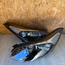 Laden Sie das Bild in den Galerie-Viewer, Frontscheinwerfer Kia Sportage IV 92102F1500 Ein Satz Scheinwerfer Headlight SCH4606635766hb