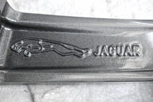 Laden Sie das Bild in den Galerie-Viewer, 1x Alufelge 18 Zoll 8.5&quot; 5x108 55ET Glanz Silber 6X7M-1007-EB Jaguar Xe