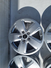 Load image into Gallery viewer, 4x Alufelge 16 Zoll 7.0" 5x112 41ET Glanz Silber 6856029 Mini Clubman F54 I FEL9014716511fg