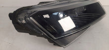 Laden Sie das Bild in den Galerie-Viewer, Frontscheinwerfer Skoda Superb III 3V1941016B Xenon Rechts Headlight