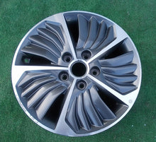 Load image into Gallery viewer, 1x Alufelge 16 Zoll 6.5" 5x114.3 50ET 52910G2700 Hyundai Ioniq Rim Wheel FEL8943025102vs