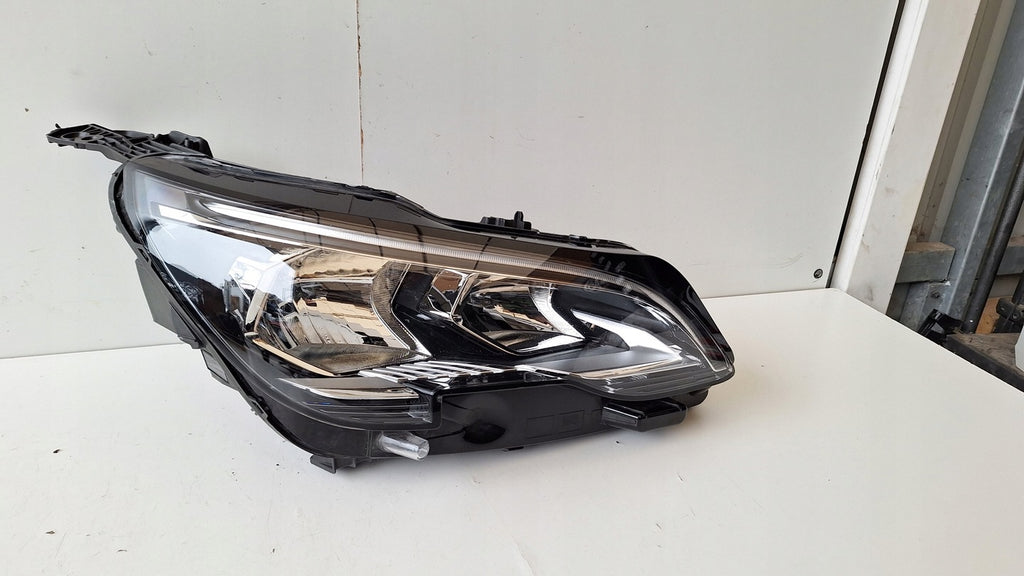 Frontscheinwerfer Peugeot 3008 9810478080 Rechts Scheinwerfer Headlight