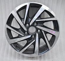Laden Sie das Bild in den Galerie-Viewer, 1x Alufelge 16 Zoll 6.5" 5x112 48ET Glanz Schwarz 5TA601025K VW Touran Rim Wheel FEL2226663307ui