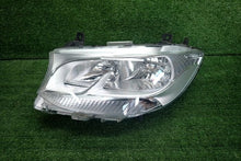 Laden Sie das Bild in den Galerie-Viewer, Frontscheinwerfer Mercedes-Benz Sprinter A9109060000 Links Headlight SCH2708703512km