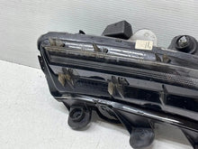 Laden Sie das Bild in den Galerie-Viewer, Frontscheinwerfer Peugeot 5008 II 5583629836231080 Vorderseite Headlight SCH5164171912za
