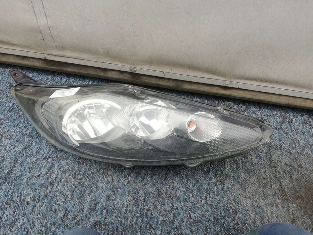 Frontscheinwerfer Ford Fiesta I 8A61-13W029-AE 85122000 Rechts Headlight SCH3703121310nh