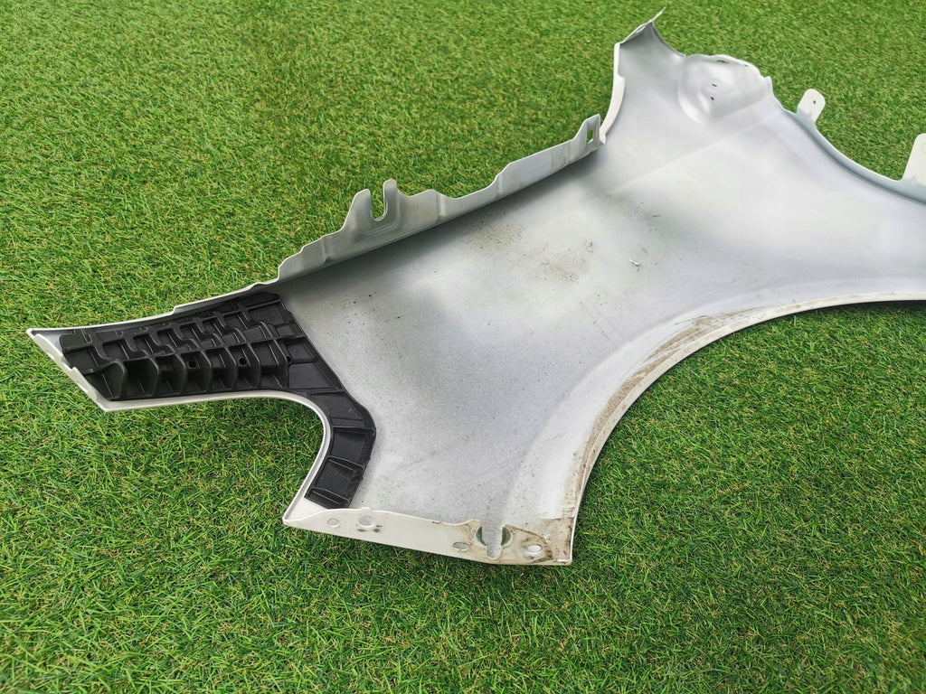 Kotflügel Mercedes-Benz W247 X247 A2478811000 Vorne Rechts Schwarz