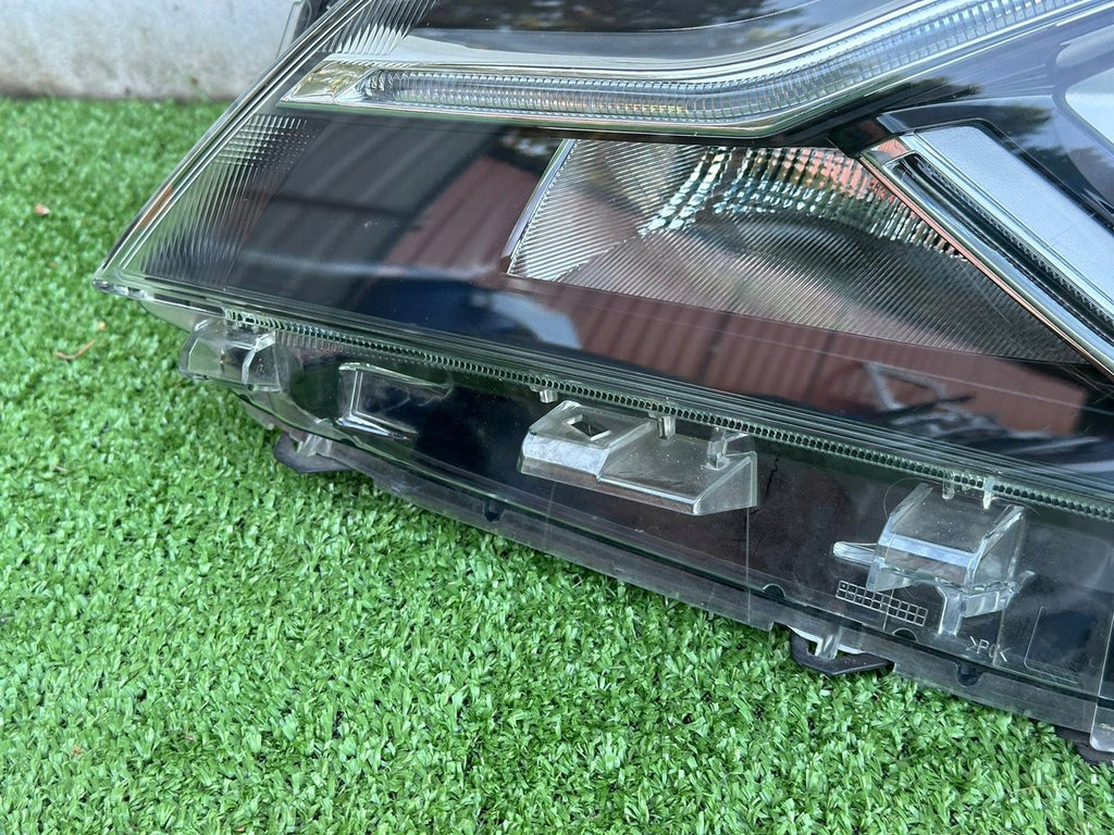 Frontscheinwerfer Toyota Yaris Links Scheinwerfer Headlight