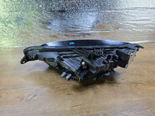 Load image into Gallery viewer, Frontscheinwerfer Volvo V60 S60 22037602000 Rechts Scheinwerfer Headlight SCH5517766516ms