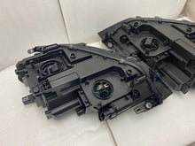 Laden Sie das Bild in den Galerie-Viewer, Frontscheinwerfer VW Touran 5TB941081A 5TB941082A Ein Satz Headlight SCH9165513888ld