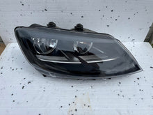 Laden Sie das Bild in den Galerie-Viewer, Frontscheinwerfer Seat Alhambra 7N5941006F Rechts Scheinwerfer Headlight SCH7811004834hp