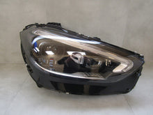 Laden Sie das Bild in den Galerie-Viewer, Frontscheinwerfer Mercedes-Benz W206 A2069063003 LED Rechts Headlight SCH2553844394xm