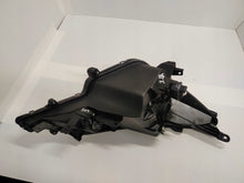 Laden Sie das Bild in den Galerie-Viewer, Frontscheinwerfer Mitsubishi Space Star 8301D445 Links Scheinwerfer Headlight