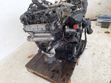 Load image into Gallery viewer, Motor Mercedes-Benz W221 642930 3.2 CDI 230PS Benzin Engine Unkomplett