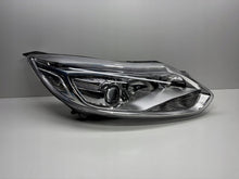 Load image into Gallery viewer, Frontscheinwerfer Ford Focus III BM5113D154AG Rechts Scheinwerfer Headlight SCH3918767824pu