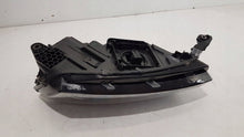 Laden Sie das Bild in den Galerie-Viewer, Frontscheinwerfer Skoda Fabia III 6V1941015F Links Scheinwerfer Headlight SCH3966203219ly