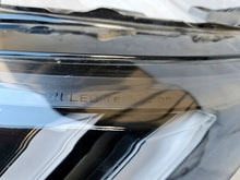 Laden Sie das Bild in den Galerie-Viewer, Frontscheinwerfer Peugeot 2008 II 208 9841642080 L61578901125 Links Headlight