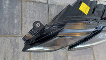 Load image into Gallery viewer, Frontscheinwerfer Skoda Octavia III 5E1941015F Links Scheinwerfer Headlight SCH3640967497cb