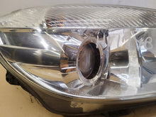 Laden Sie das Bild in den Galerie-Viewer, Frontscheinwerfer Skoda Fabia II Rechts Scheinwerfer Headlight