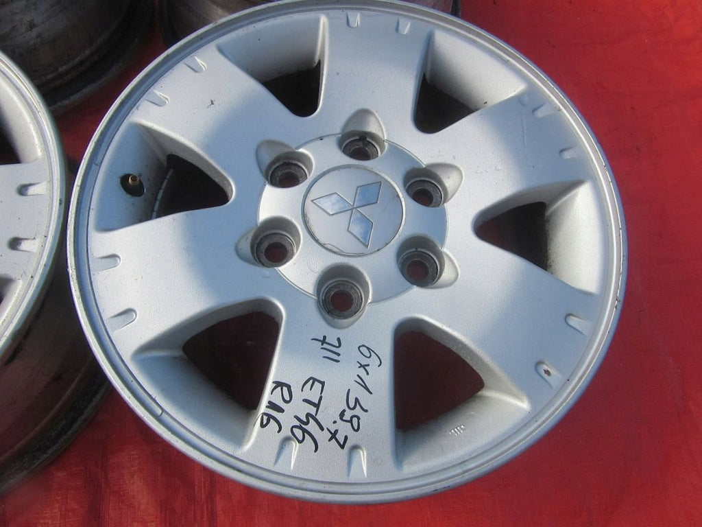 4x Alufelge 16 Zoll 7.0" 6x139.7 46ET Mitsubishi Pajero I Rim Wheel FEL5093076179fu