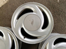 Laden Sie das Bild in den Galerie-Viewer, 4x Alufelge 15 Zoll 6.0" 5x114.3 40ET Glanz Silber 250095 Ford I Rim Wheel FEL8594214275ya