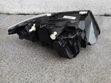 Laden Sie das Bild in den Galerie-Viewer, Frontscheinwerfer BMW 3 E91 E90 90003710 Links Scheinwerfer Headlight SCH3301639954ol