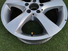 Load image into Gallery viewer, 1x Alufelge 17 Zoll 7.0" 5x112 51ET Glanz Silber A4474012200 Mercedes-Benz Vito FEL3087654741vi