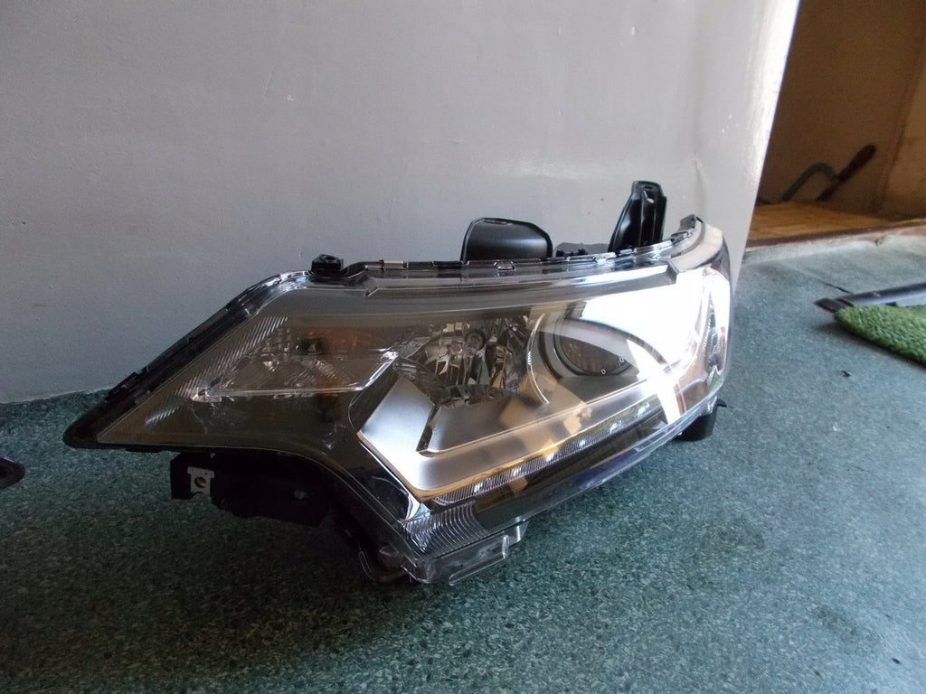 Frontscheinwerfer Mitsubishi Outlander III LED Ein Stück (Rechts oder Links) SCH3647356472yu