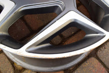 Laden Sie das Bild in den Galerie-Viewer, 1x Alufelge 18 Zoll 7.5&quot; 4x108 42 5ET Matt Grau K1BJ-G1A Ford Fiesta Rim Wheel