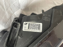 Laden Sie das Bild in den Galerie-Viewer, Frontscheinwerfer Ford Focus F1EB-13W030-PC Links Scheinwerfer Headlight SCH5107330718hy