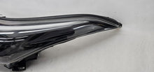 Laden Sie das Bild in den Galerie-Viewer, Frontscheinwerfer Toyota C-Hr 81150-YP280-00 Links Scheinwerfer Headlight